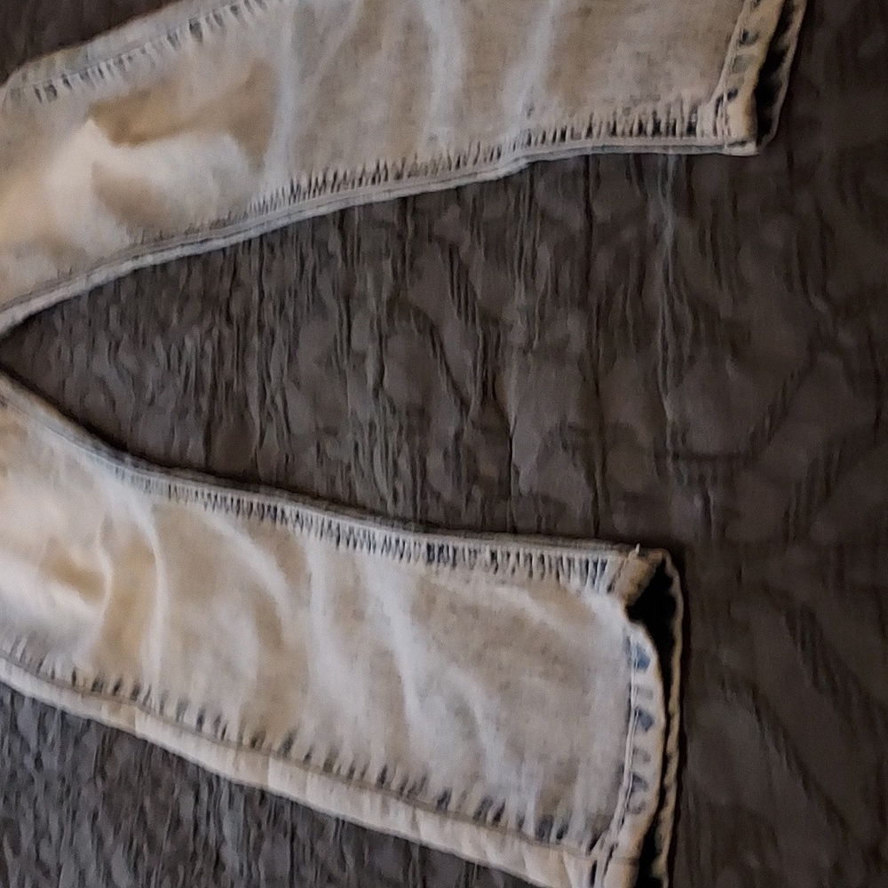 Jeans - Picture 2 of 2